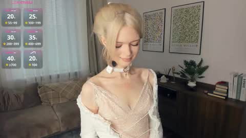 Alice online show from October 28, 8:20 am