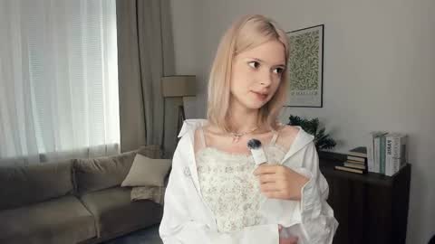 Alice online show from October 1, 9:14 am