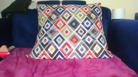 cutebby12 online show from September 17, 7:06 am