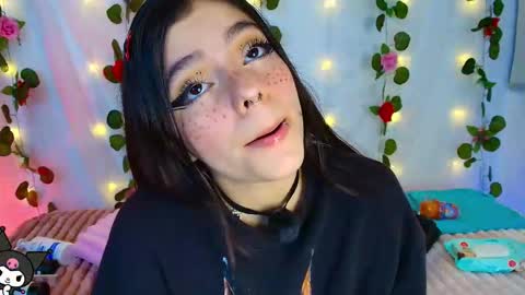 Snapshot of cutee_andrea chatting on October 28, 3:23 am Andrea 3 online show from October 28, 3:23 am