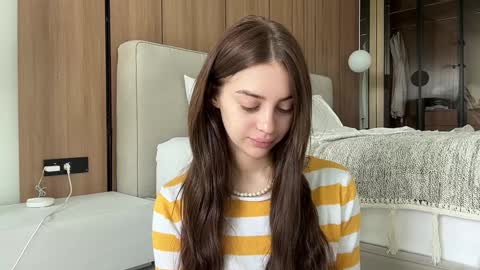 Snapshot of cuteelsa_ chatting on February 2, 4:05 am Elsa online show from February 2, 4:05 am