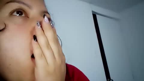 Snapshot of cutejess45 chatting on February 10, 4:52 am tell me jess online show from February 10, 4:52 am