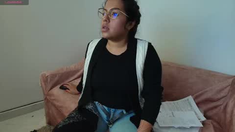 Snapshot of cutejess45 chatting on March 7, 7:05 pm tell me jess online show from March 7, 7:05 pm