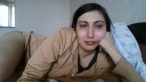 cutekattie online show from March 19, 7:35 am