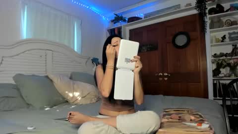 Cutelittlemama0418 Lola online show from October 6, 12:11 pm