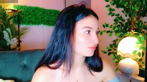 Snapshot of cuteness__girl chatting on October 30, 10:06 am Cuteness Girl online show from October 30, 10:06 am