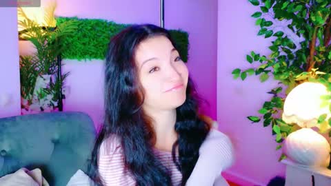 Snapshot of cuteness__girl chatting on October 4, 6:41 am Cuteness Girl online show from October 4, 6:41 am