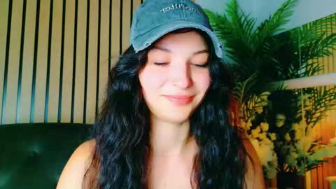 Snapshot of cuteness__girl chatting on September 12, 6:57 am Cuteness Girl online show from September 12, 6:57 am