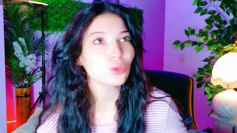 Snapshot of cuteness__girl chatting on October 7, 6:29 am Cuteness Girl online show from October 7, 6:29 am