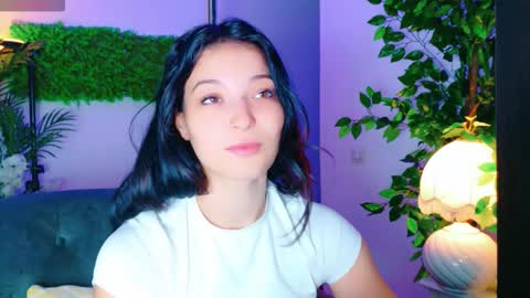 Snapshot of cuteness__girl chatting on October 17, 7:00 am Cuteness Girl online show from October 17, 7:00 am