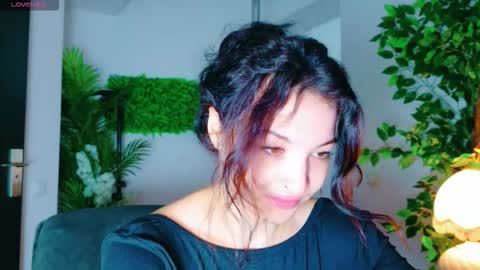 Snapshot of cuteness__girl chatting on October 14, 5:32 am Cuteness Girl online show from October 14, 5:32 am