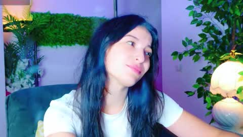 Snapshot of cuteness__girl chatting on October 1, 6:07 am Cuteness Girl online show from October 1, 6:07 am