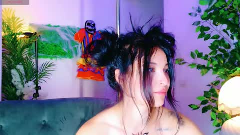 Snapshot of cuteness__girl chatting on October 31, 10:08 am Cuteness Girl online show from October 31, 10:08 am