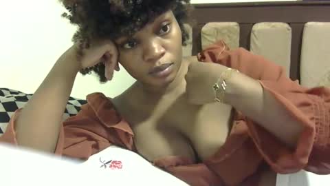 cutermilly online show from December 8, 9:08 pm