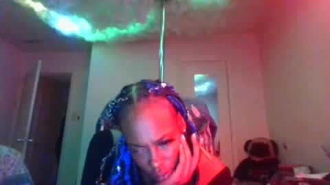 mary mack online show from February 5, 1:37 am