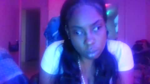 mary mack online show from January 22, 3:52 am