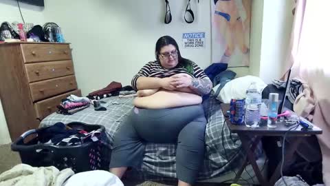 Cutetea online show from December 13, 8:04 pm