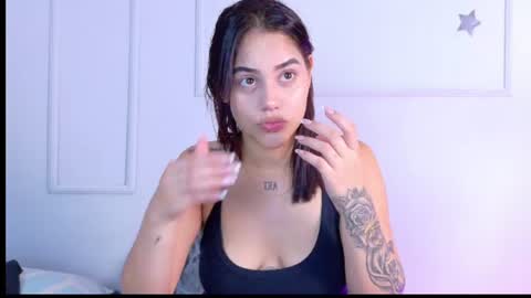 cutewofy online show from June 10, 11:42 am