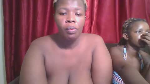 Snapshot of cutey_mellanin chatting on February 21, 4:16 pm cutey_mellanin online show from February 21, 4:16 pm