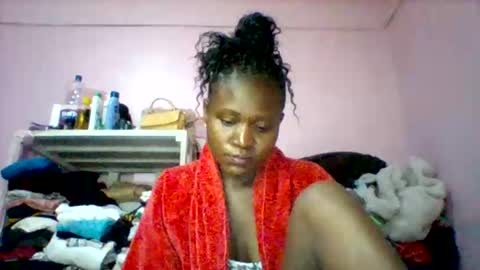 cutezola online show from September 13, 11:02 pm