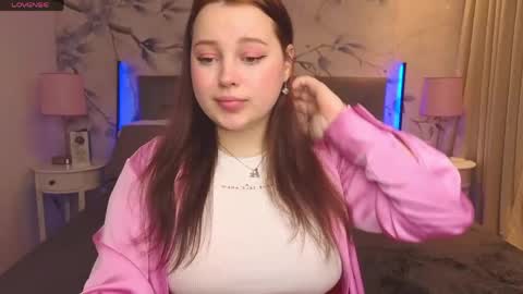 Nika  online show from April 28, 8:02 pm