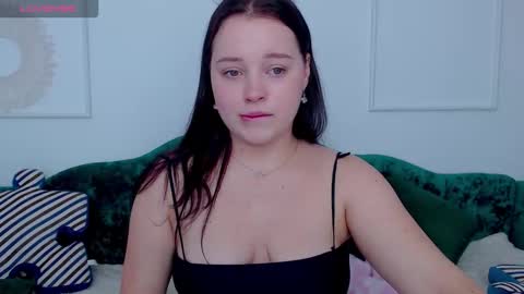Snapshot of cutie__cutiee_ chatting on October 2, 10:26 pm Nika  online show from October 2, 10:26 pm