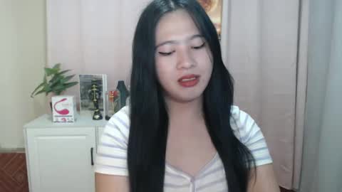 cutie_asianwoman online show from December 14, 5:58 pm