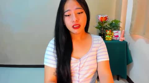 Snapshot of cutie_asianwoman chatting on September 25, 7:07 am cutie_asianwoman online show from September 25, 7:07 am