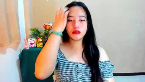 Snapshot of cutie_asianwoman chatting on November 1, 7:56 am cutie_asianwoman online show from November 1, 7:56 am