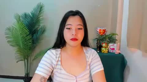 cutie_asianwoman online show from September 14, 7:17 am