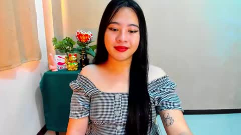 Snapshot of cutie_asianwoman chatting on October 14, 7:11 am cutie_asianwoman online show from October 14, 7:11 am