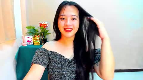 Snapshot of cutie_asianwoman chatting on October 29, 7:23 am cutie_asianwoman online show from October 29, 7:23 am