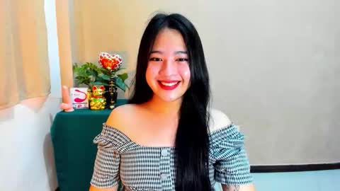 Snapshot of cutie_asianwoman chatting on October 13, 7:00 am cutie_asianwoman online show from October 13, 7:00 am