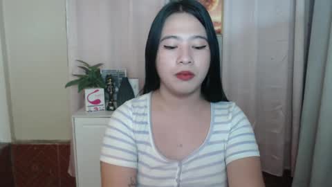 cutie_asianwoman online show from January 14, 4:29 pm