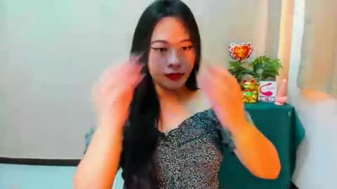 Snapshot of cutie_asianwoman chatting on September 29, 8:19 am cutie_asianwoman online show from September 29, 8:19 am