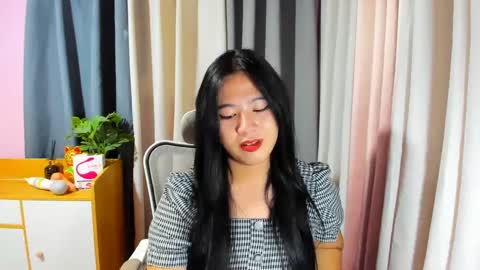 cutie_asianwoman online show from December 19, 4:57 pm
