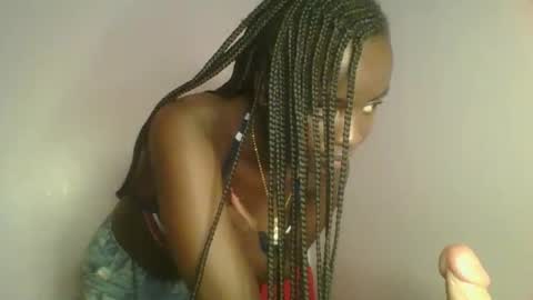 Snapshot of cutie_choco chatting on October 31, 8:35 pm Choco online show from October 31, 8:35 pm