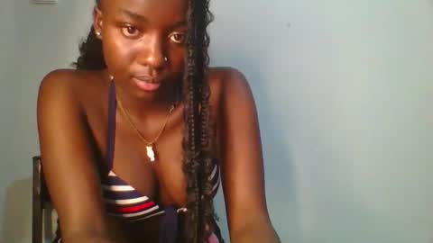 Snapshot of cutie_choco chatting on October 25, 3:58 am Choco online show from October 25, 3:58 am