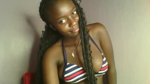 Snapshot of cutie_choco chatting on October 27, 8:36 pm Choco online show from October 27, 8:36 pm