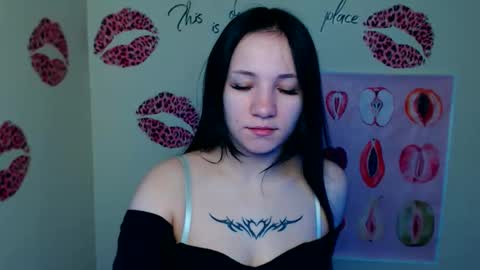 Emma online show from March 3, 7:03 am