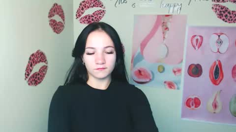 Emma online show from November 20, 1:01 pm