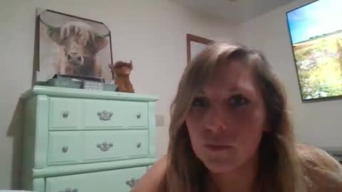 cutiepielovebug online show from September 25, 3:38 am