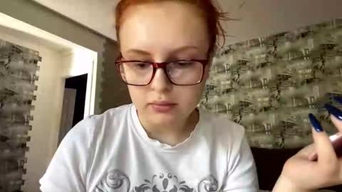 cutiestginger online show from September 15, 7:38 am
