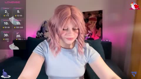 CutieSue online show from December 11, 12:23 am