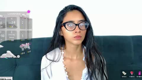Snapshot of cutte_kitty_ chatting on September 9, 10:04 am miss ari online show from September 9, 10:04 am