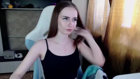 Cutti Crystal online show from February 3, 6:40 am