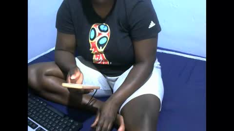 cuttie_baby online show from March 29, 6:40 pm