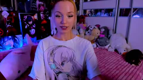 Nora online show from January 24, 9:37 pm