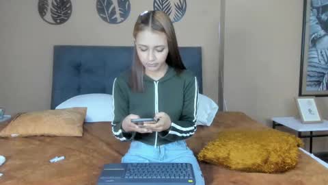 Cyan online show from January 13, 1:06 pm