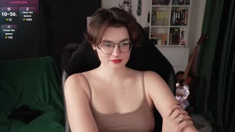 Helen Blossom online show from December 14, 6:41 pm